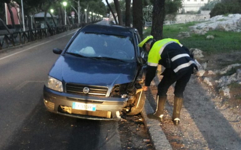 Viale Buoncammino: incidente all’alba con 2 feriti