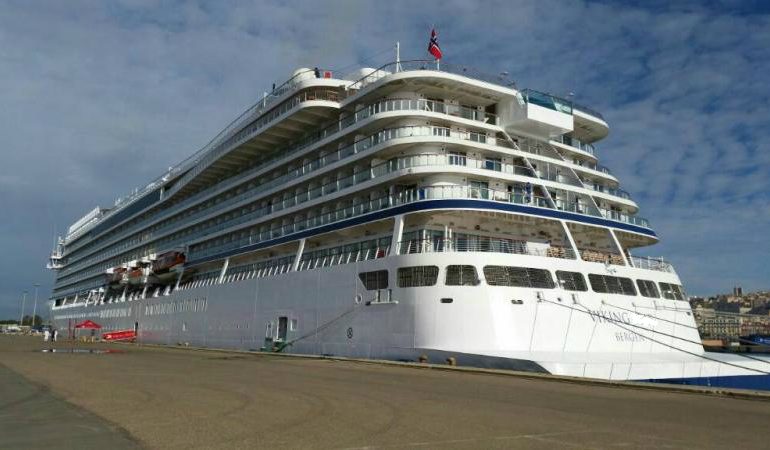 Un’altra nave da crociera nel porto di Cagliari. Al Molo Rinascita c’è la Viking Sea, nuova imbarcazione extra lusso con 900 crocieristi