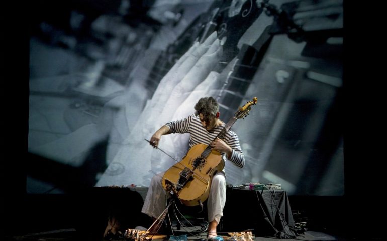 Paolo Angeli alla leggendaria Carnegie Hall di New York. Il musicista sardo si esibirà in uno dei templi della musica mondiale