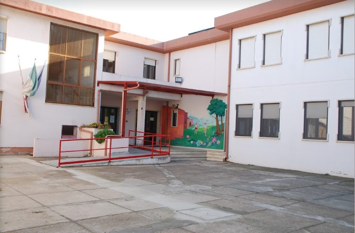 Bambini costretti a pulire i bagni nell’Istituto Comprensivo di Elmas Monsignor Saba. L’episodio è accaduto oggi nella scuola media del paese alle porte di Cagliari