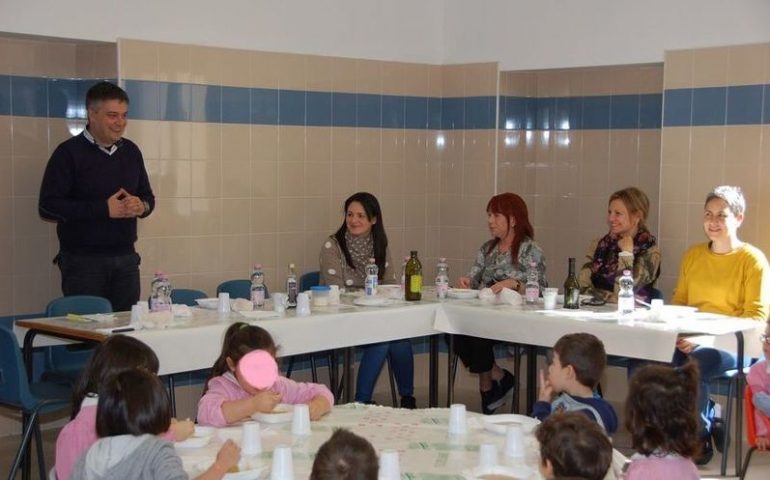 “Menù Verde”. L’assessore Yuri Marcialis alla scuola dell’infanzia San Giuseppe di Pirri