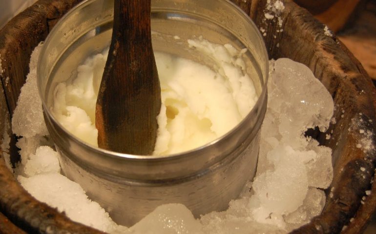 La Carapigna, l’antenato del sorbetto, il prelibato gelato artigianale che ancora viene prodotto nel Campidano