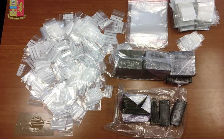 Ai domiciliari, spacciava hashish nella sua casa di via Pertulosa: nei guai pregiudicato di Cagliari