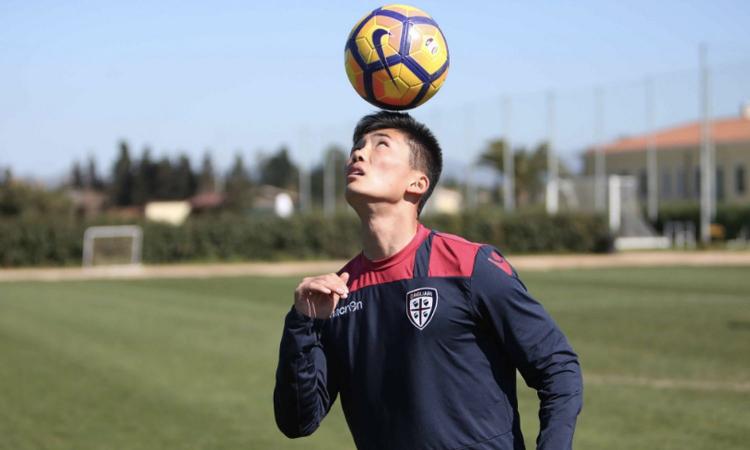 Il Cagliari scopre il talento del nordcoreano Han Kwang Song: Rastelli pensa al suo debutto per lo scontro con la Lazio