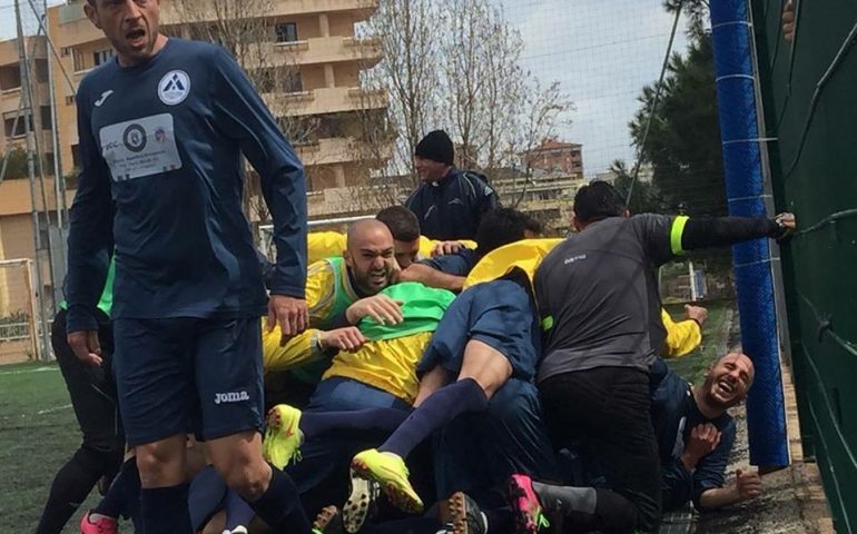 Calcio regionale. La Ferrini vince e spera, il La Palma ad un passo dal baratro. Farris regala il derby al S.Elena.