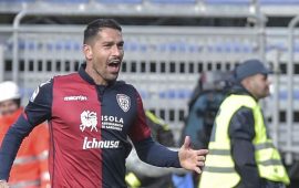 Marco Borriello esulta dopo un gol