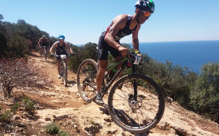 Cross Triathlon Cagliari nello splendido scenario della Sella del Diavolo. Il 21 maggio la terza edizione