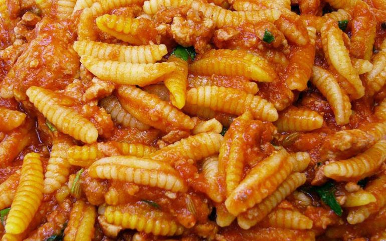 La ricetta Vistanet di oggi. I malloreddus: un piatto che in Sardegna significa festa