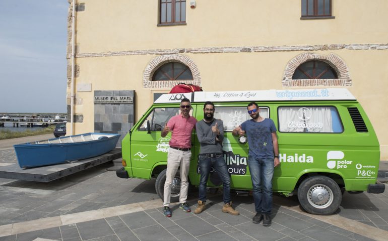 Giorno Nove. I ragazzi del camper da Marceddì a Is Aruttas passando per il Sinis: domani un’altra giornata senza meta