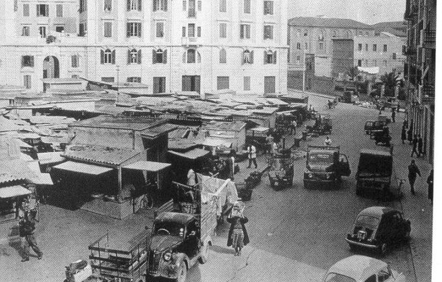Lo sapevate? Sino ai primi anni Sessanta il mercato a Cagliari fu sistemato in piazza Galilei