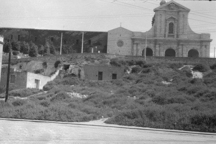 La Cagliari che non c’è più: quando sul colle di Bonaria non c’era la scalinata monumentale