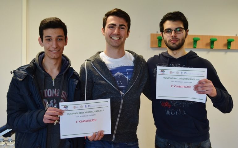 Tre liceali cagliaritani trionfano a Catania alle Olimpiadi italiane delle Neuroscienze