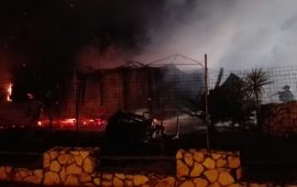 Incendio nella notte Oasi Sette Vizi Quartu