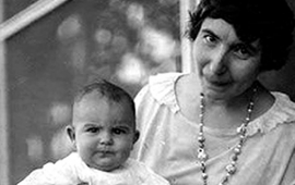 Italo Calvino con la mamma