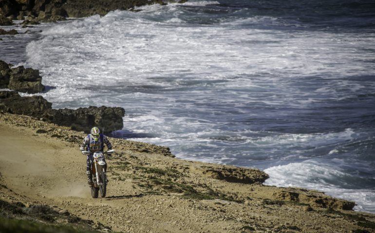 Successo per la Cavalcata del Sole, la più importante manifestazione motociclistica offroad in Sardegna