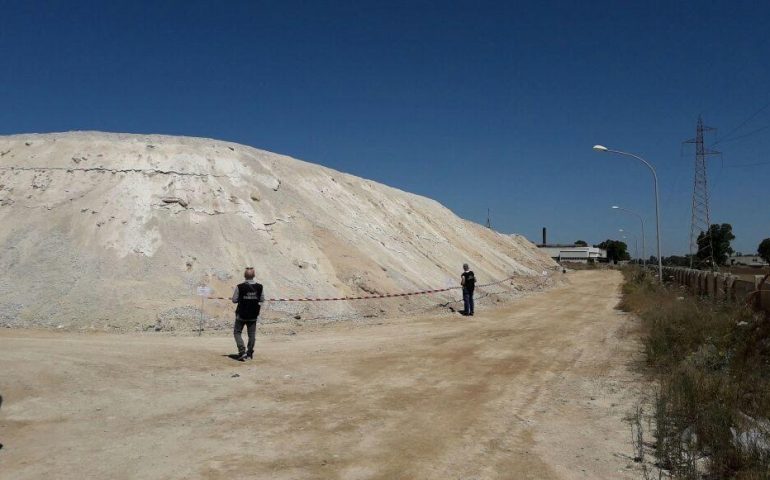 Fluorsid, analisi chimiche: nella discarica di Macchiareddu una marea di fanghi tossici carichi di arsenico