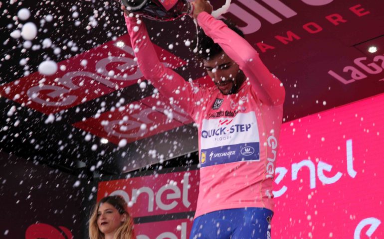 Giro d’Italia a Cagliari: immagini ed emozioni di una domenica rosa nella PHOTOGALLERY di oggi (Foto di Sandro Pigliacampo)