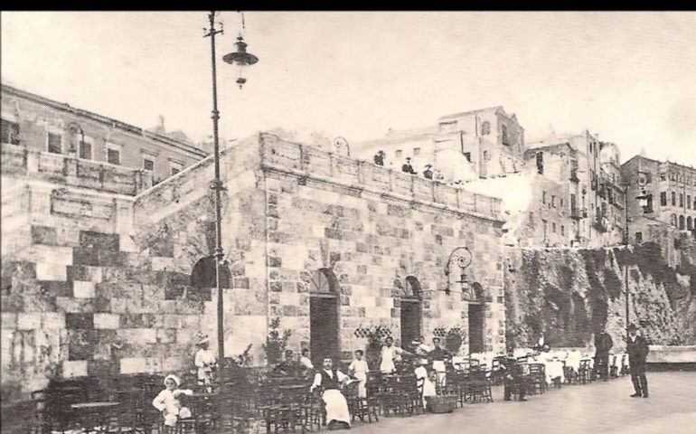 La Cagliari che non c’è più. Bastione di Saint Remy, una rara foto degli Spiriti un centinaio di anni fa