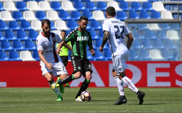 Il Cagliari va a fare un gita a Reggio Emilia, il Sassuolo lo schiaccia per 6-2 al Mapei Stadium