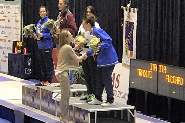 Campionati italiani giovani e cadetti di scherma: per la cagliaritana Isabella Fuccaro la medaglia d’argento