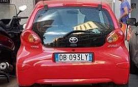 Auto rubata in via della Pinera