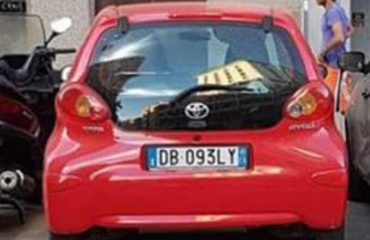 Auto rubata in via della Pinera