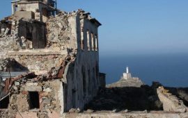 Faro Punta Falcone isola dell'Asinara