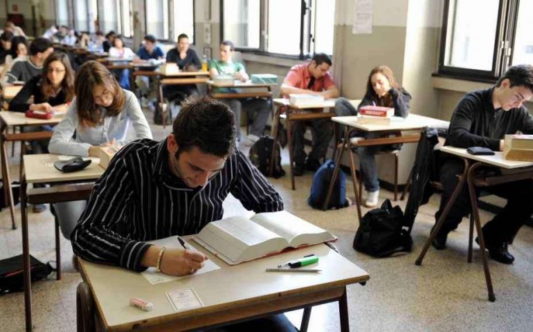 Esame di maturità: domani la prima prova di italiano per 12.500 studenti sardi