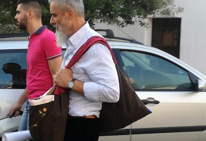 Boe è arrivato a Lula. L’ex bandito è stato accolto da parenti, vicini e giornalisti