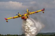 Giornata d’inferno in Sardegna, tantissimi incendi e caos ad Alghero: aeroporto chiuso, voli dirottati su Cagliari