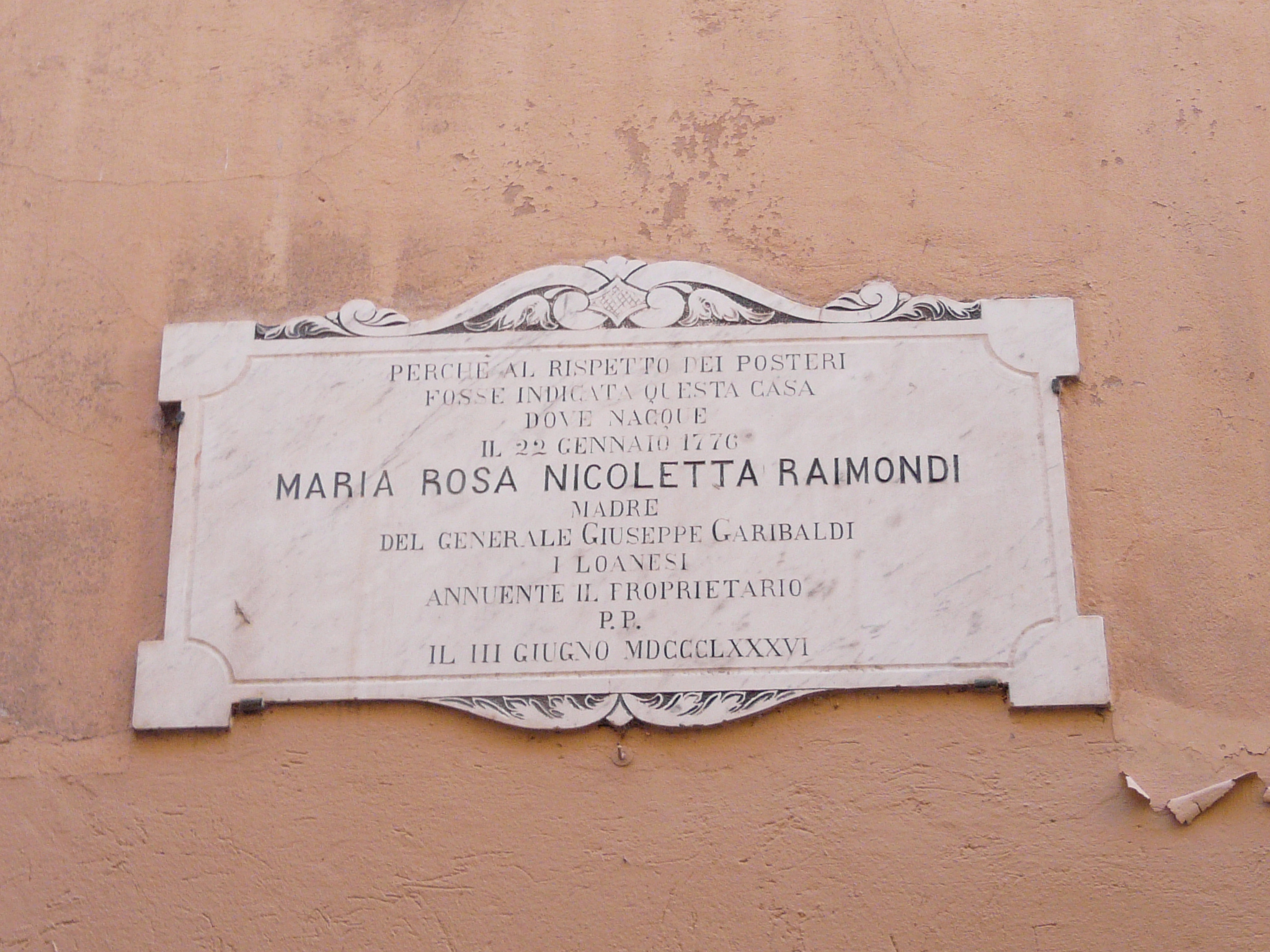 La targa nella casa natale di Rosa Raimondi, madre di Garibaldi