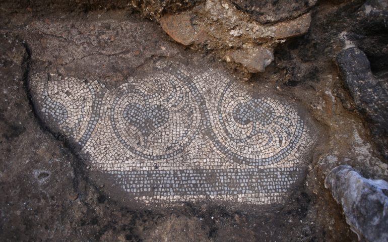 Senza confini. A Roma riemerge una piccola pompei dagli scavi per la Metro C