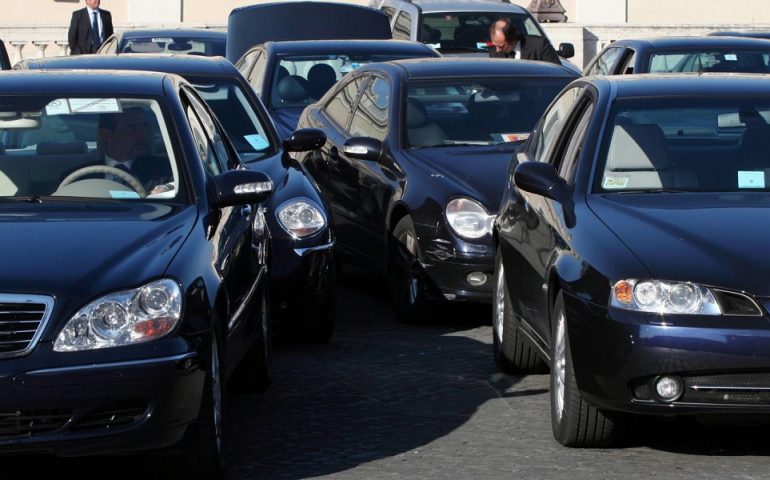 Auto blu: a Oristano il primato di città più “sprecona” d’Italia