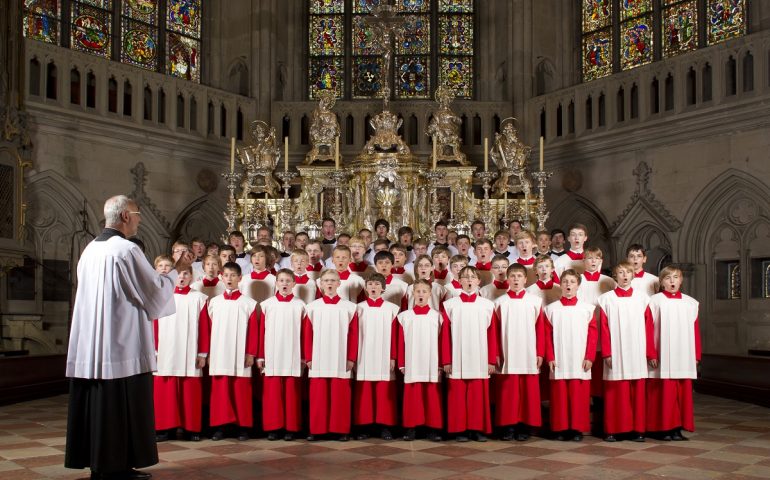 Coro del Duomo di Ratisbona pedofilia violenze abusi