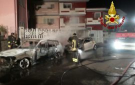 Incendio auto Assemini Vvf 3