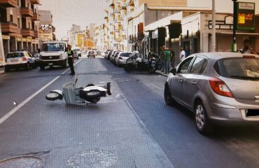 Incidente stradale polizia municipale scooter moto