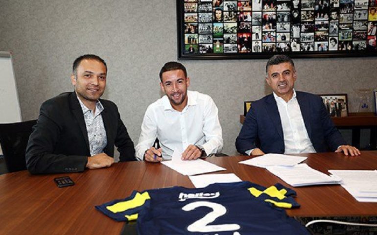 Isla fenerbahce firma contratto