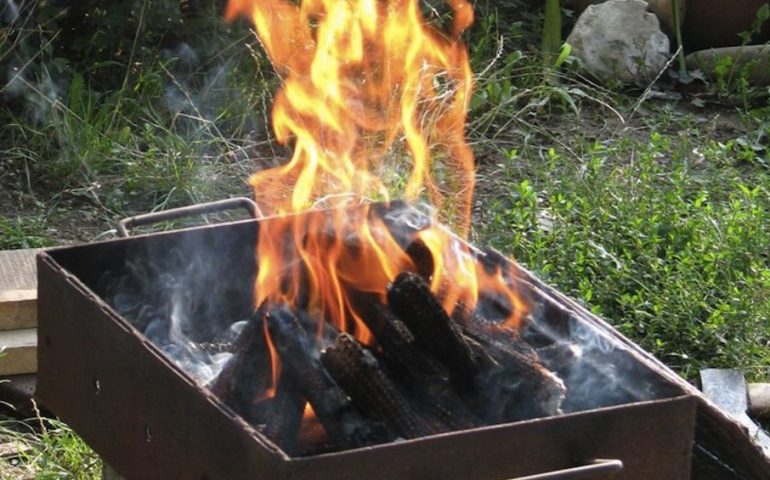 barbecue-in fiamme2