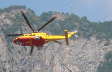 elicottero 118 soccorsi sardegna dorgali motociclista