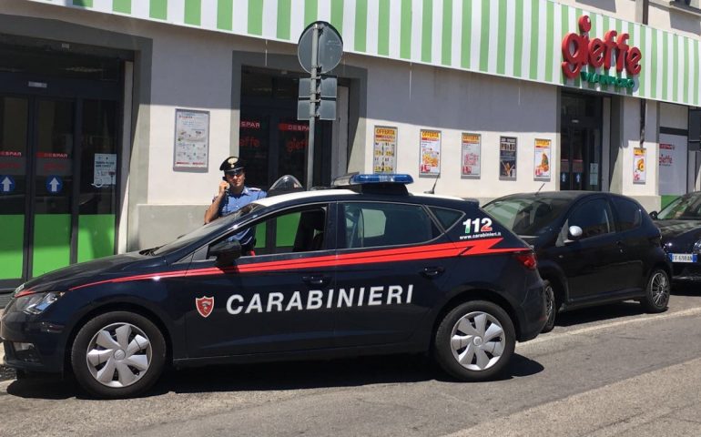 rapina gambia gieffe via nuoro carabinieri