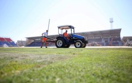 spunta l'erba al Sardegna arena Cagliari calcio