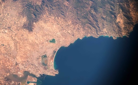 Cagliari vista dallo spazio