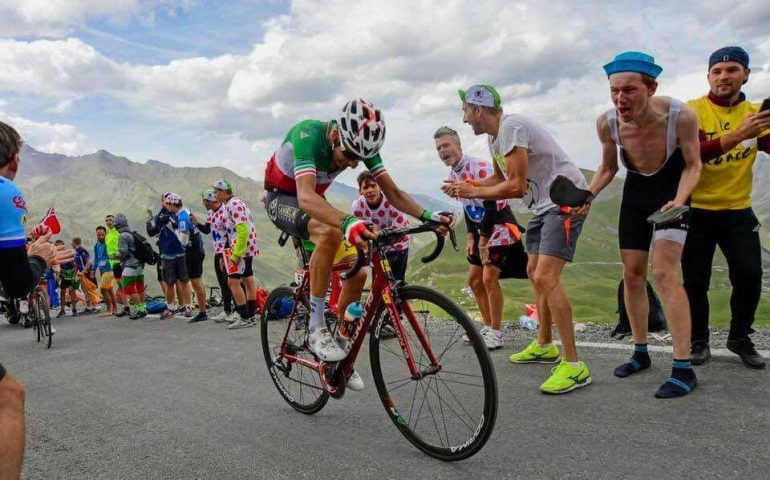 Vuelta 2017, Angel Lopez trionfa a Calar Alto. Aru va in crisi, perde tanti secondi ma rimane settimo in classifica