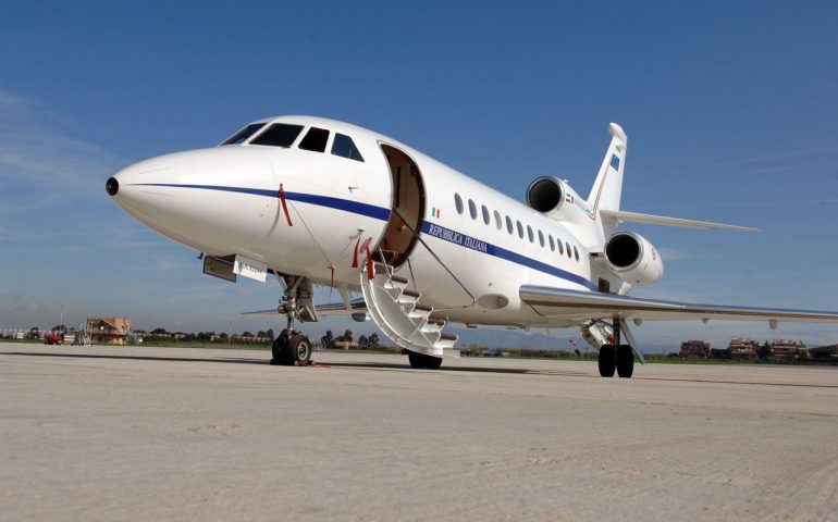 Falcon 900 Easy Aeronautica militare trasporto urgenza