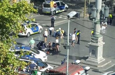 attentato rambla barcellona italiani morti feriti