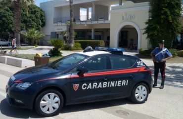 carabinieri lido poetto violenza sessuale