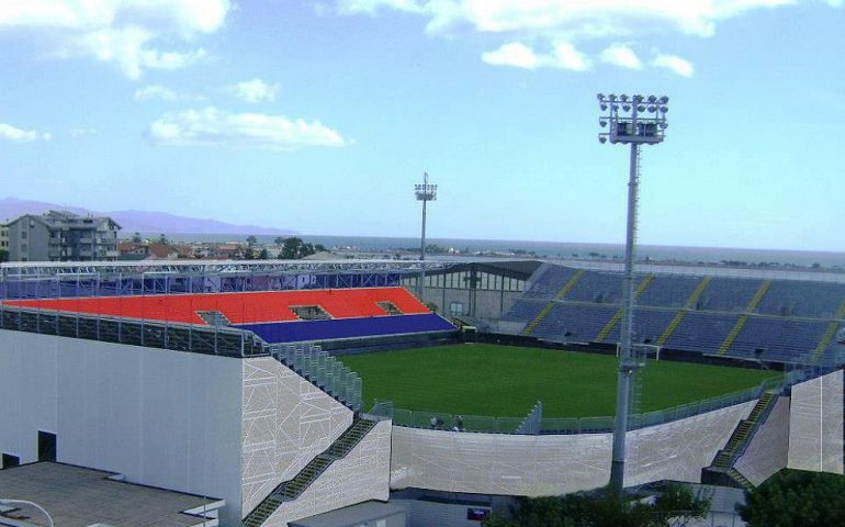 Accadde oggi. Cinque anni fa l’inaugurazione di “Is Arenas”, lo stadio dalla vita breve