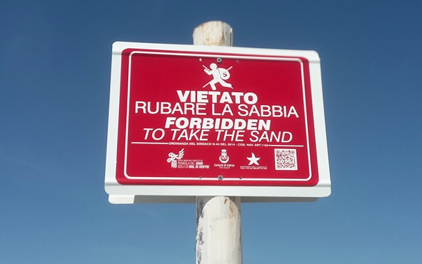 L’appello del Wwf: “Non portate via la sabbia dalle spiagge della Sardegna”