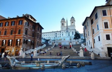 La scalinata di Trinità dei monti a piazza di Spagna - Roma