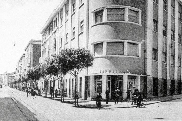 La Cagliari che non c’è più: il Bar Pasubio in via Paoli negli anni Quaranta